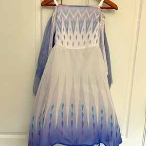 Queen Elsa dress Frozen 2 sz 4-6